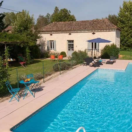 Catus Sleeps 5 Pool Wifi فيلة